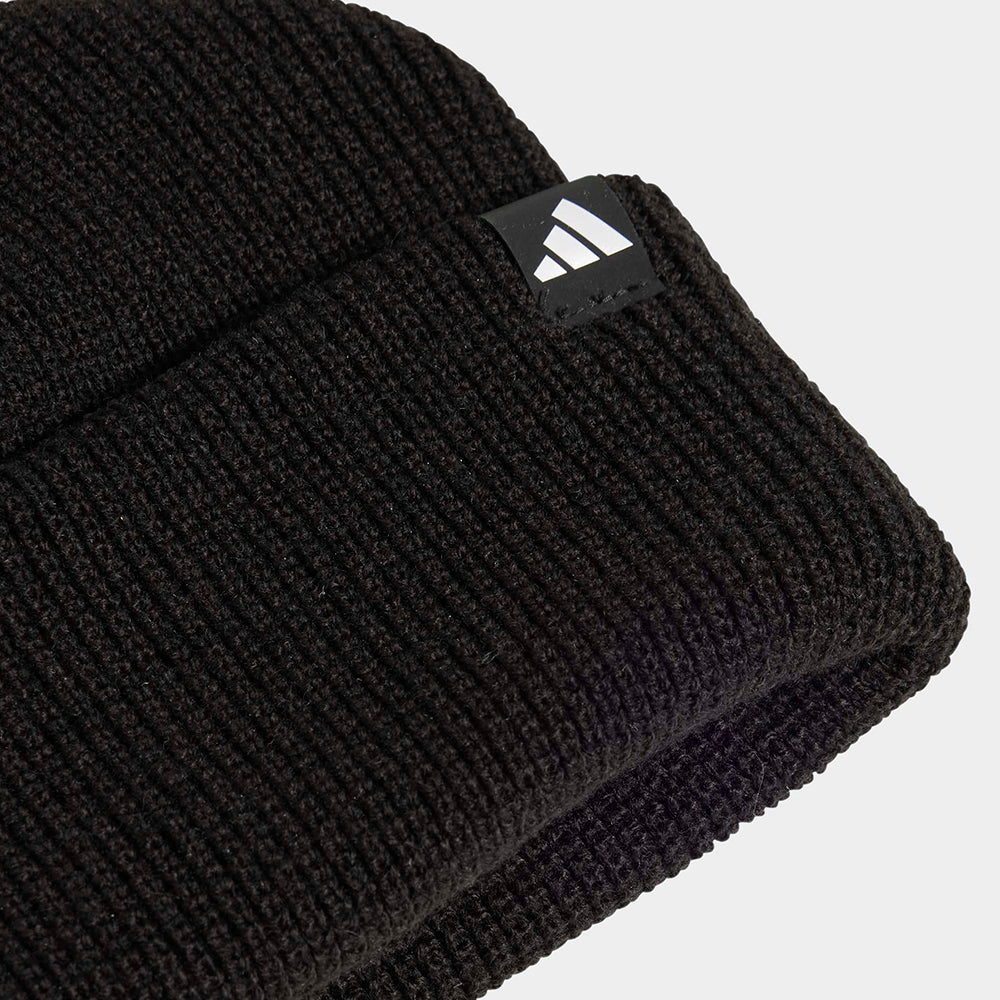 
                  
                    ADIDAS SET CAPPELLO E GUANTI
                  
                