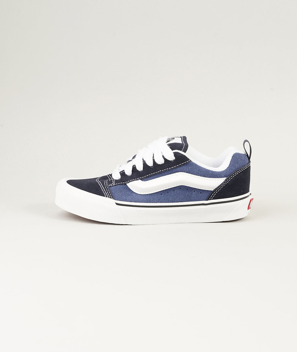 
                  
                    VANS KNU SKOOL
                  
                