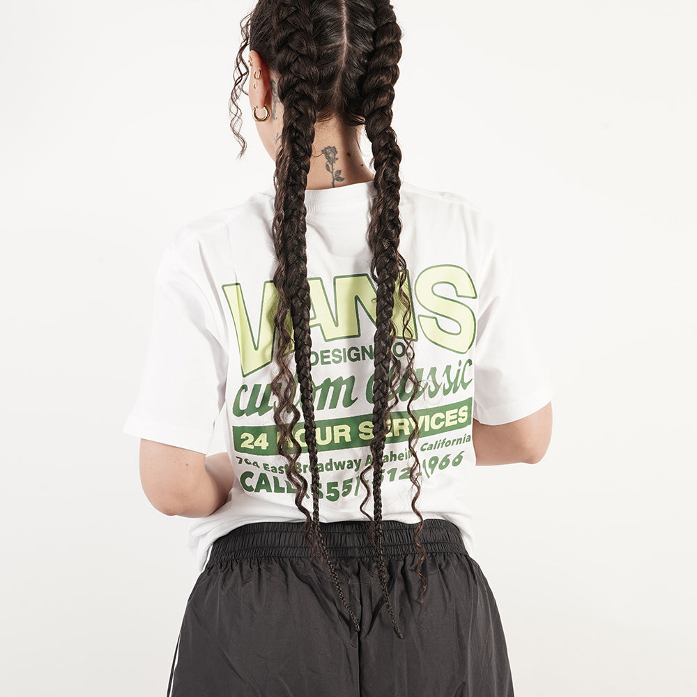 
                  
                    VANS SHOP FRONT SS
                  
                