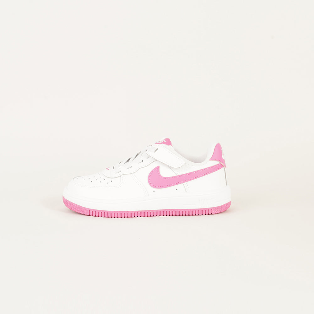 
                  
                    NIKE FORCE 1 LOW
                  
                