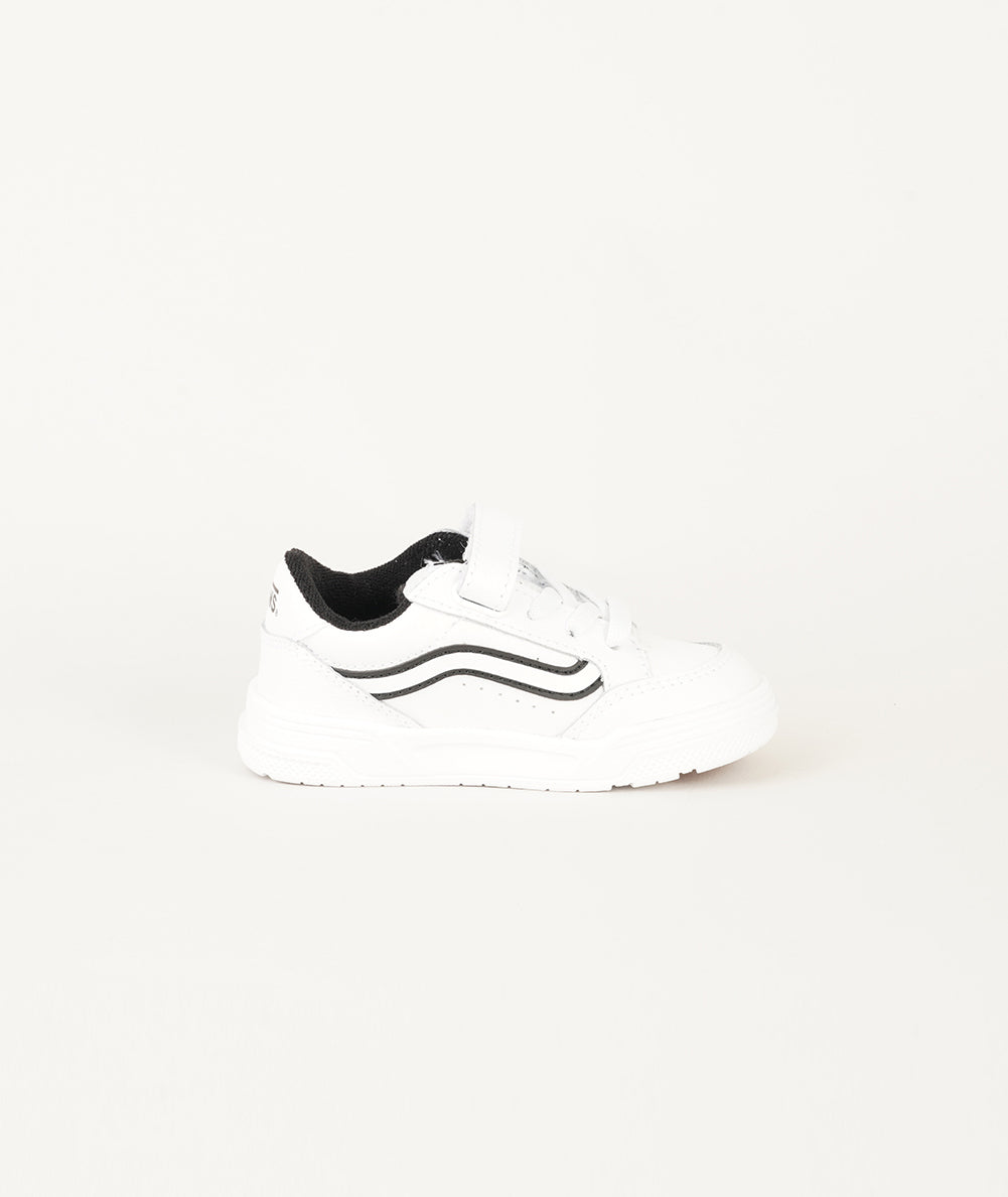 
                  
                    VANS HYLANE
                  
                