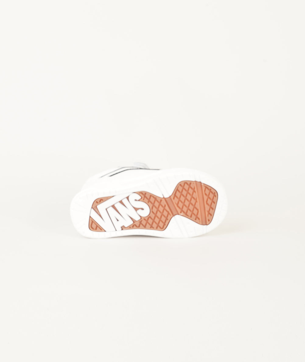 
                  
                    VANS HYLANE
                  
                