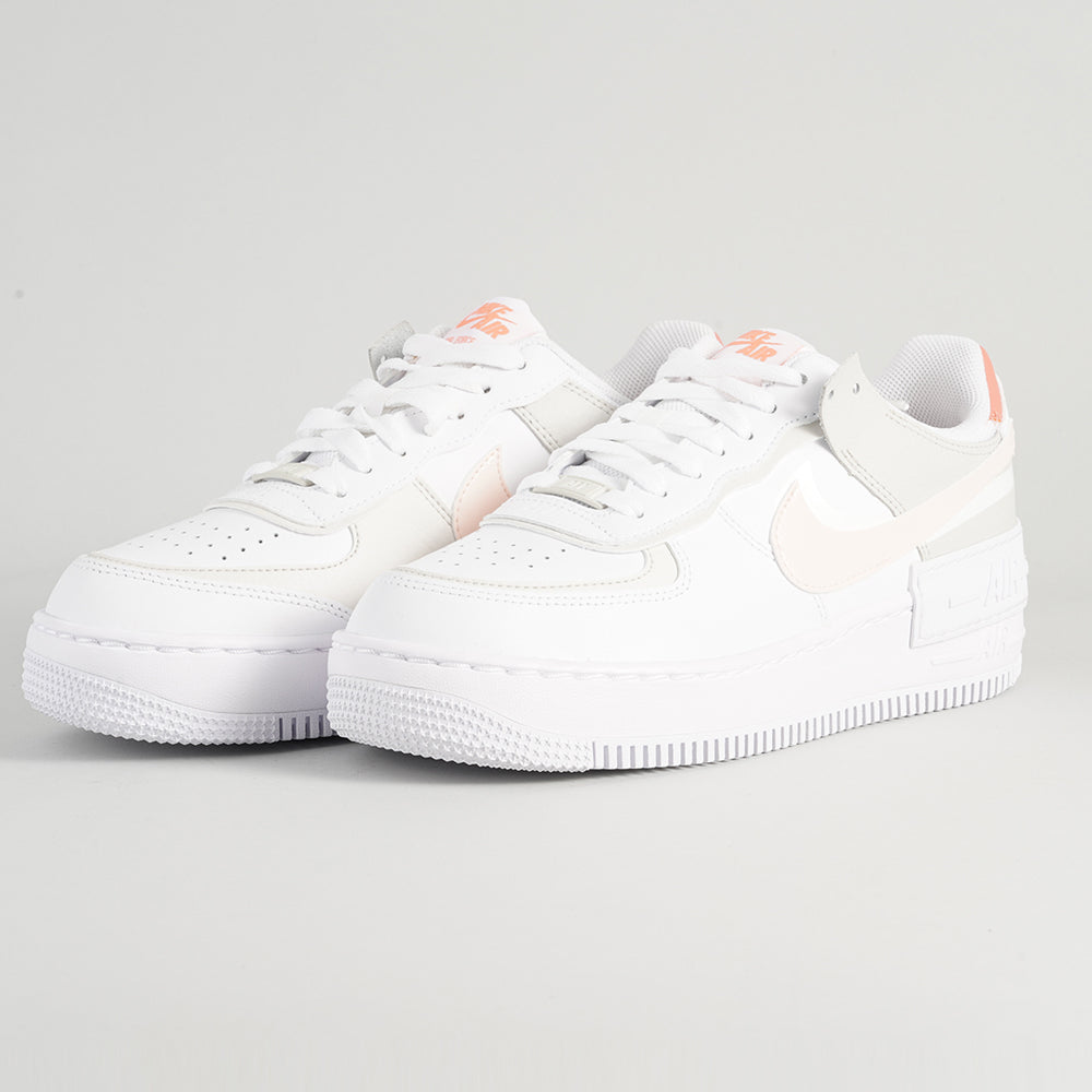 
                  
                    NIKE AIR FORCE 1 SHADOW
                  
                