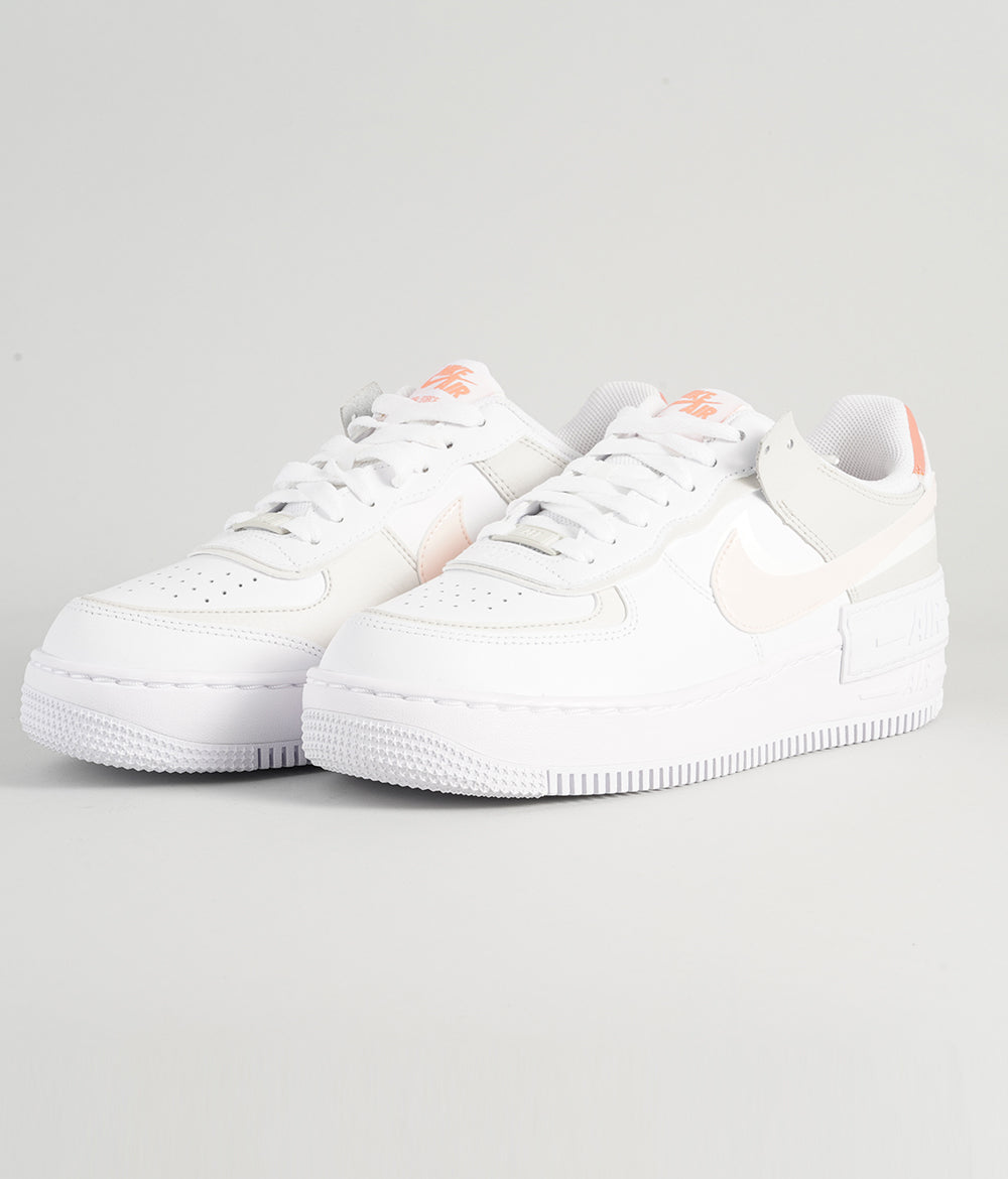 
                  
                    NIKE AIR FORCE 1 SHADOW
                  
                