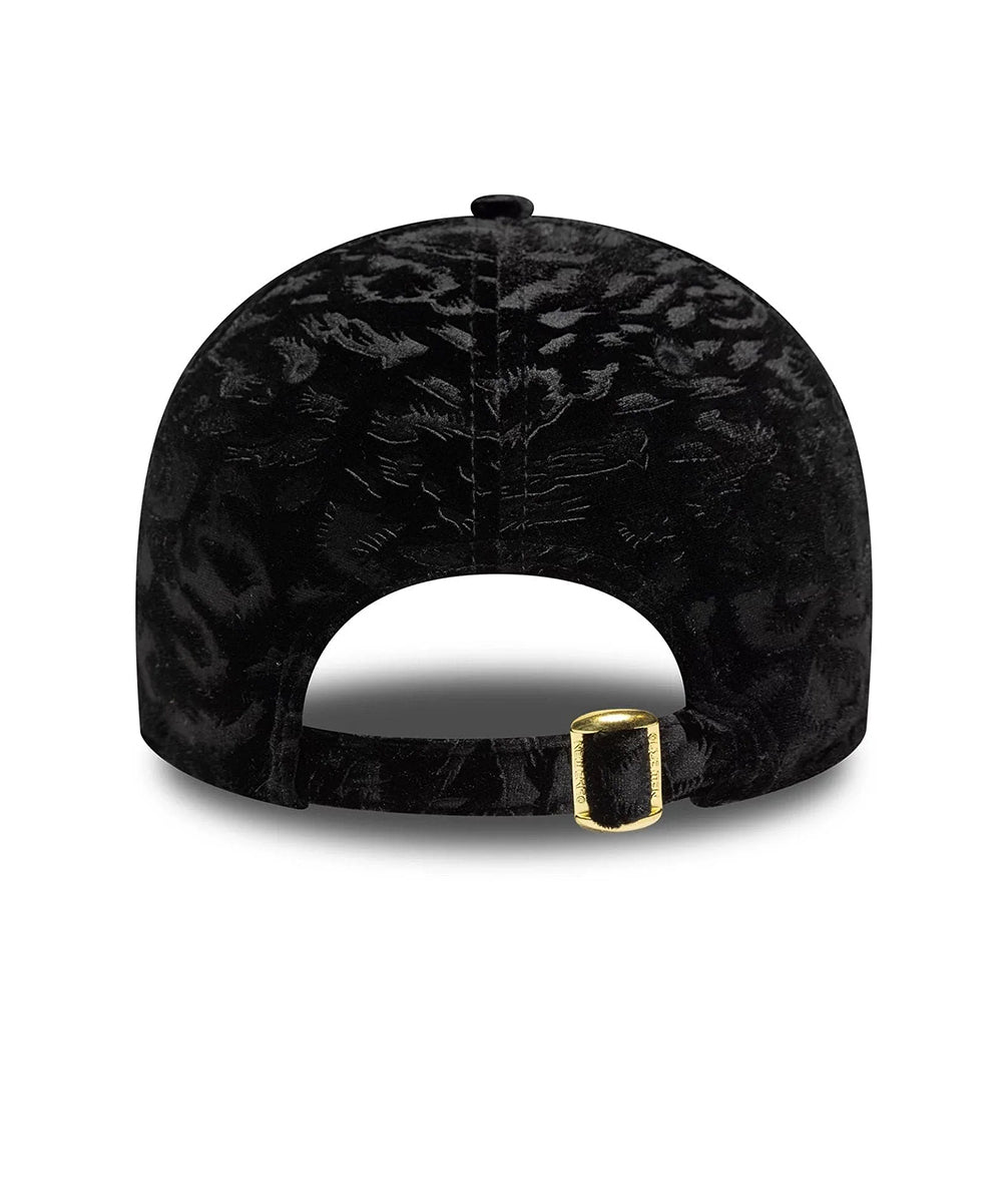 
                  
                    NEW ERA WMNS LEO
                  
                