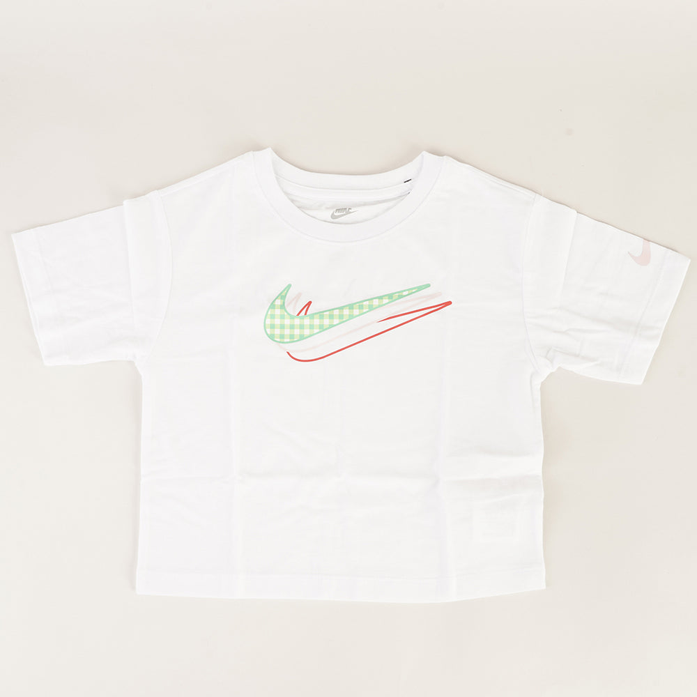 
                  
                    NIKE T-SHIRT BASIC
                  
                