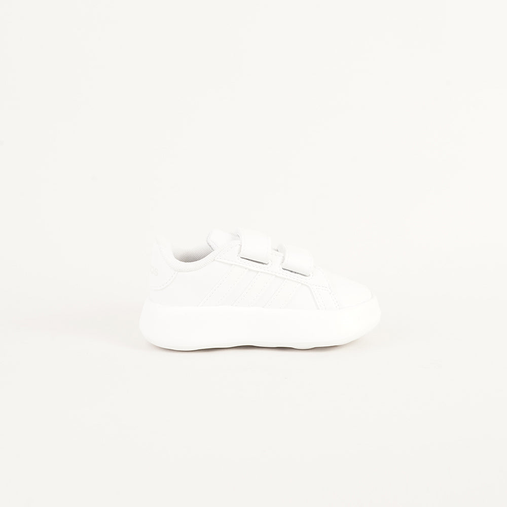 
                  
                    ADIDAS GRAND COURT 2.0
                  
                