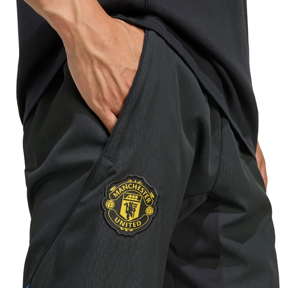 
                  
                    ADIDAS Manchester United
                  
                