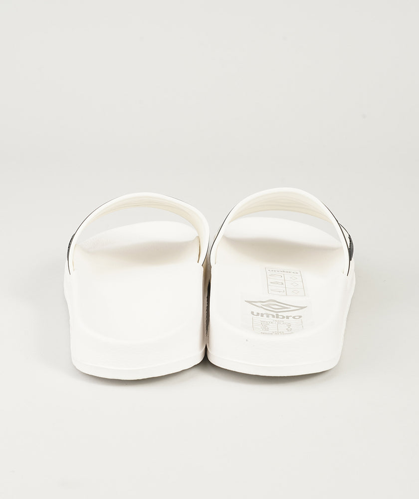 
                  
                    UMBRO SLIPPERS
                  
                
