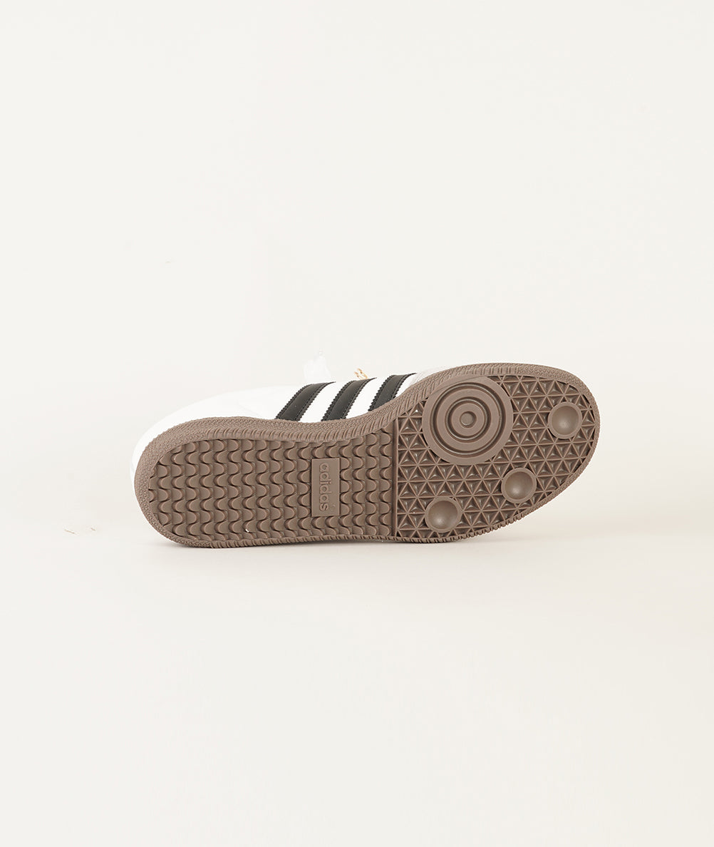 
                  
                    ADIDAS SAMBA
                  
                