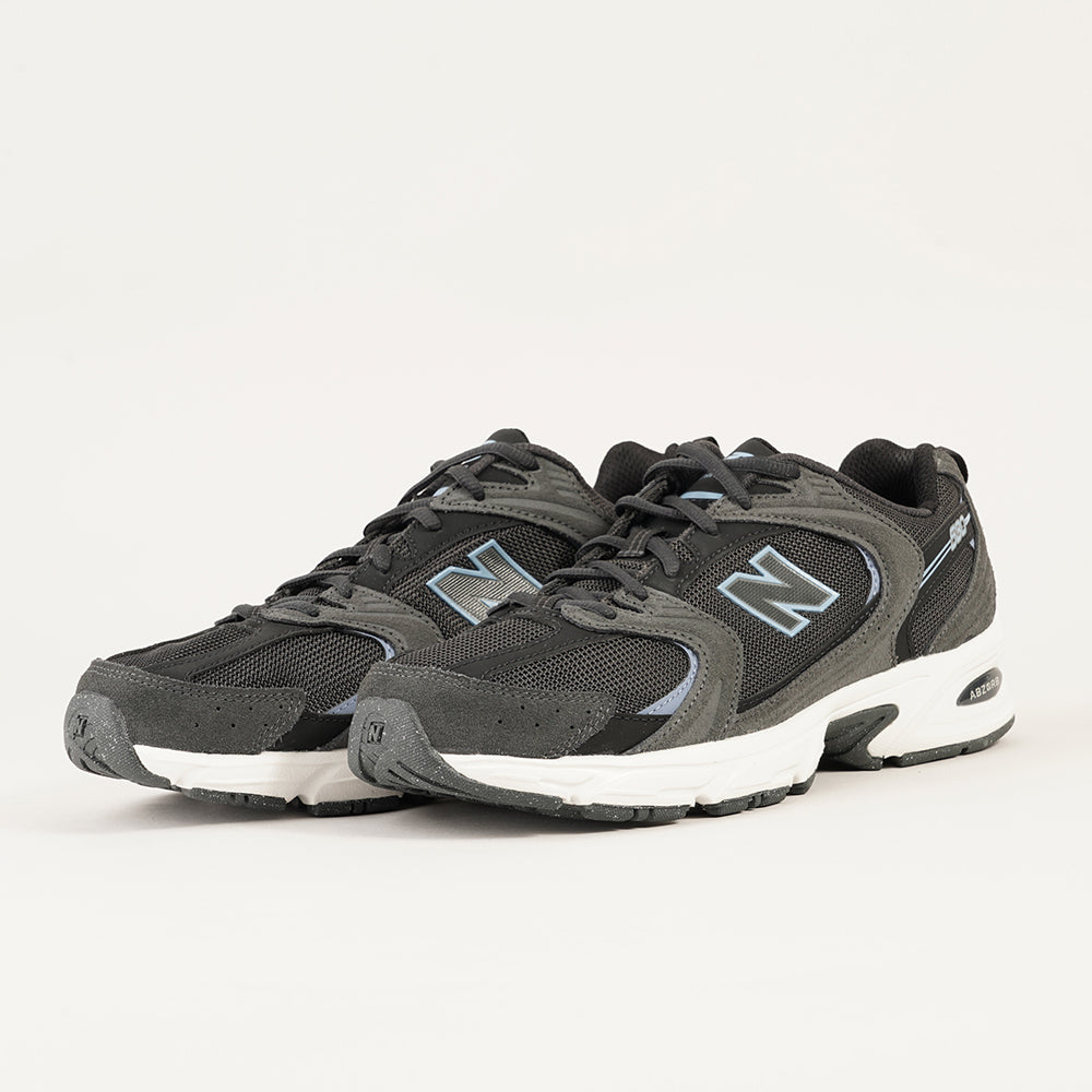 
                  
                    NEW BALANCE NEW BALANCE 530
                  
                