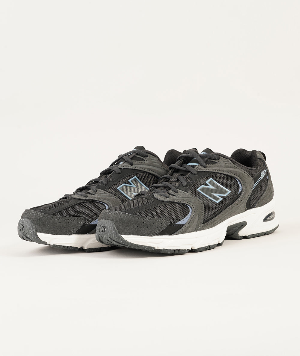 
                  
                    NEW BALANCE NEW BALANCE 530
                  
                
