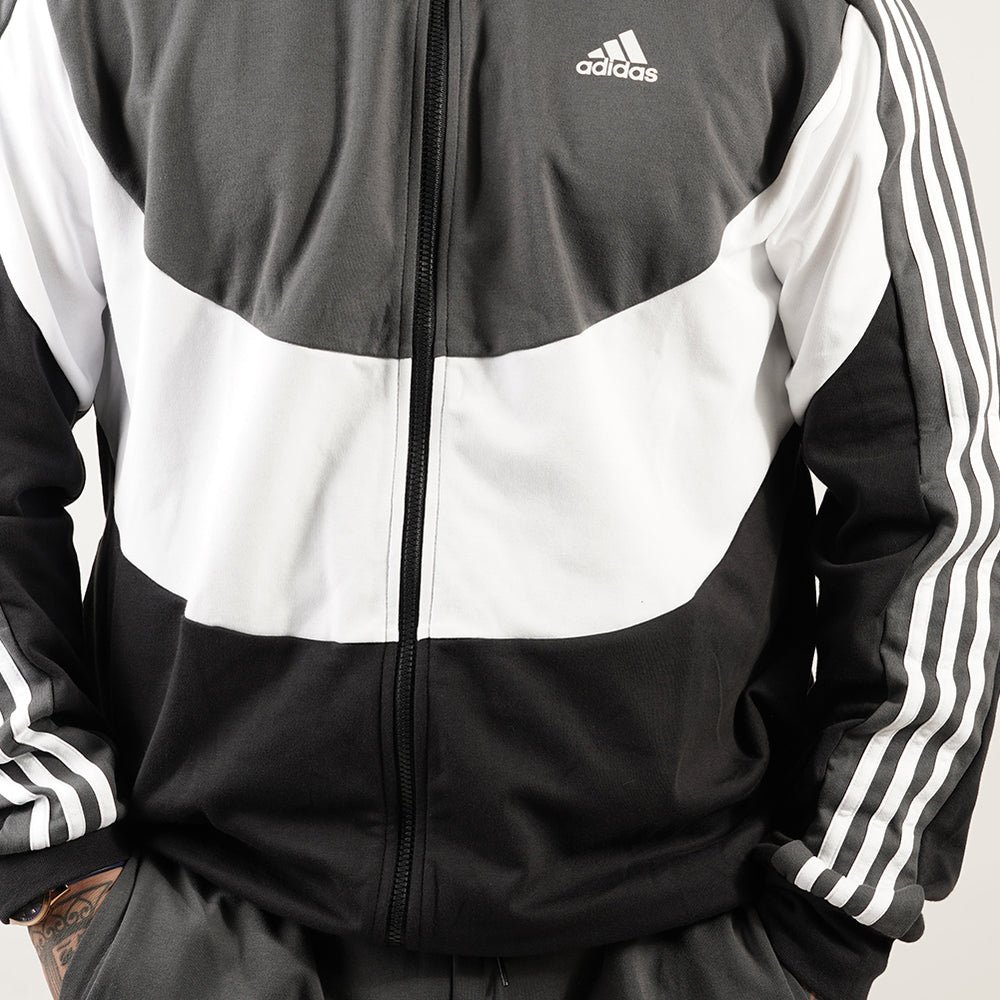 
                  
                    ADIDAS COLORBLOCK
                  
                