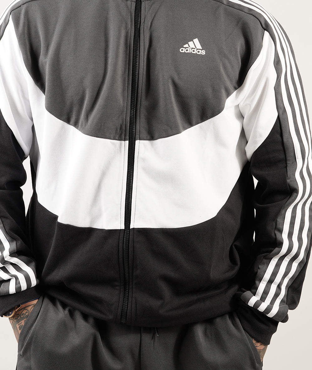 
                  
                    ADIDAS COLORBLOCK
                  
                