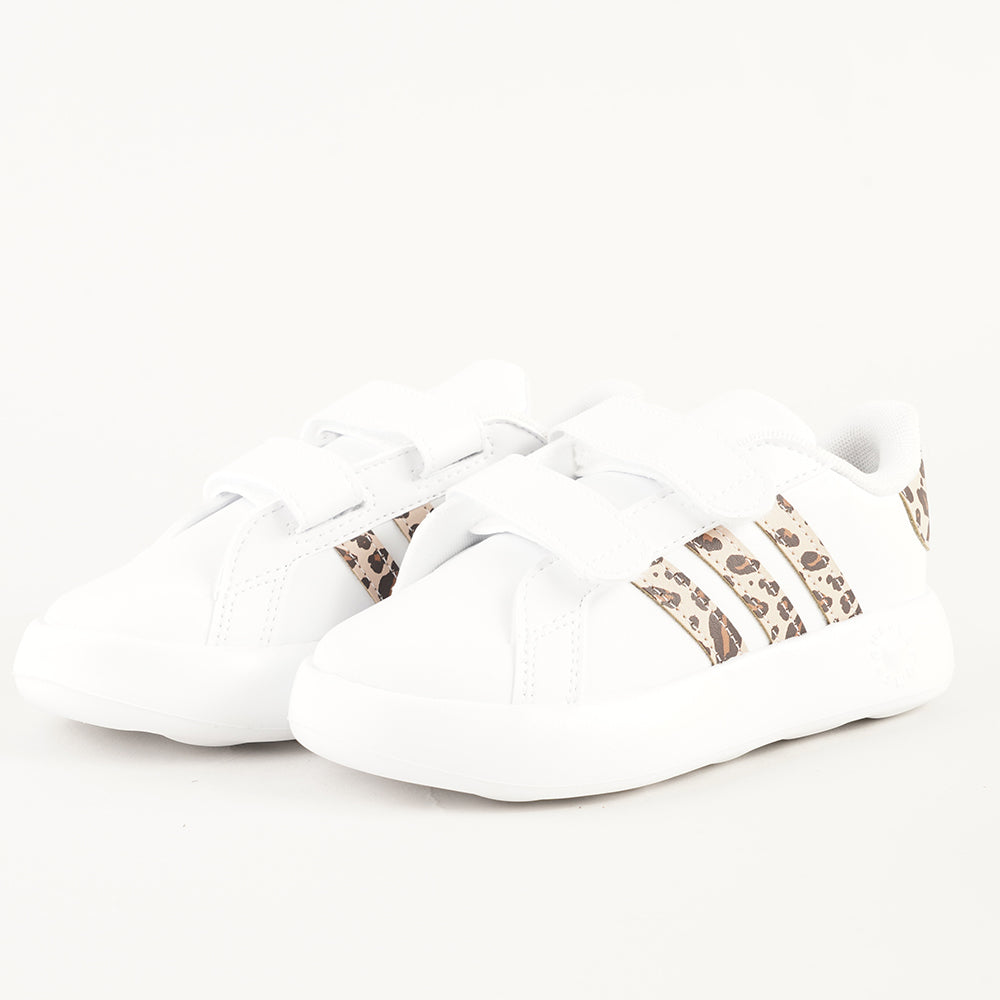 
                  
                    ADIDAS GRAND COURT
                  
                