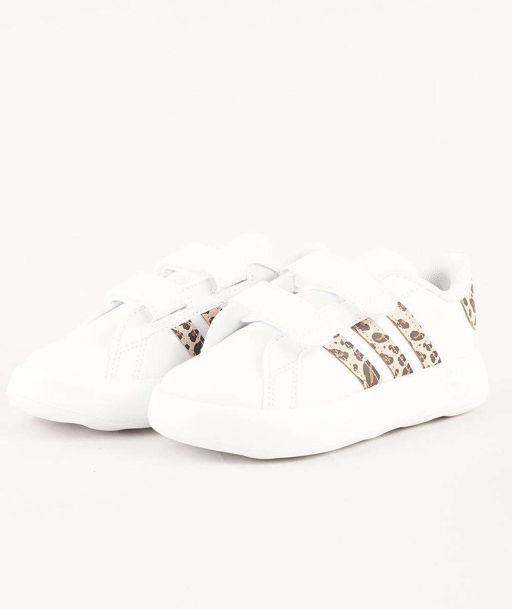 
                  
                    ADIDAS GRAND COURT
                  
                