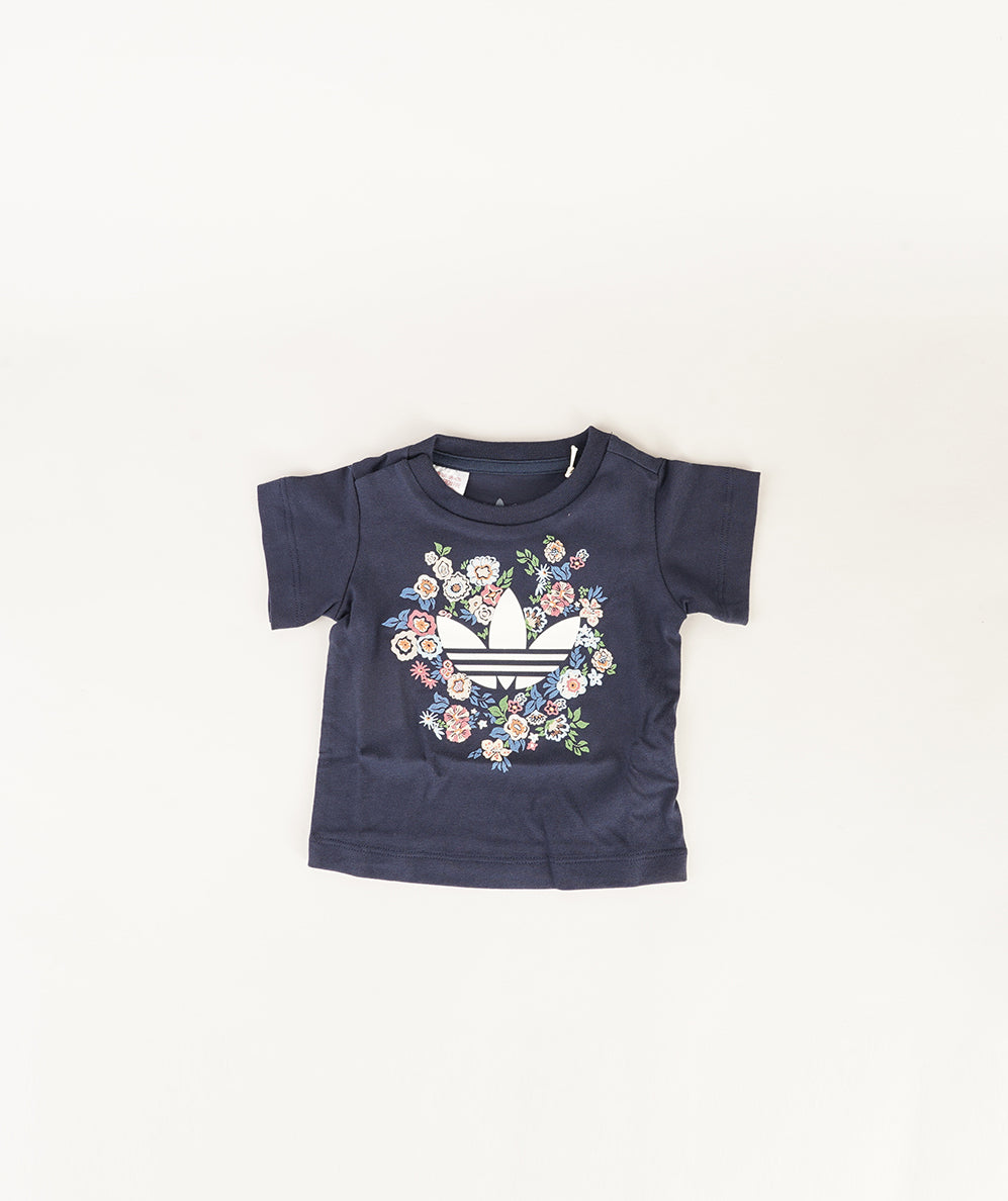 
                  
                    ADIDAS SHORT TEE SET
                  
                