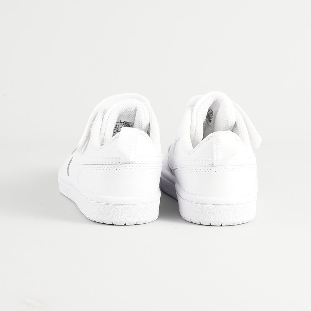 
                  
                    NIKE COURT BOROUGH LOW
                  
                