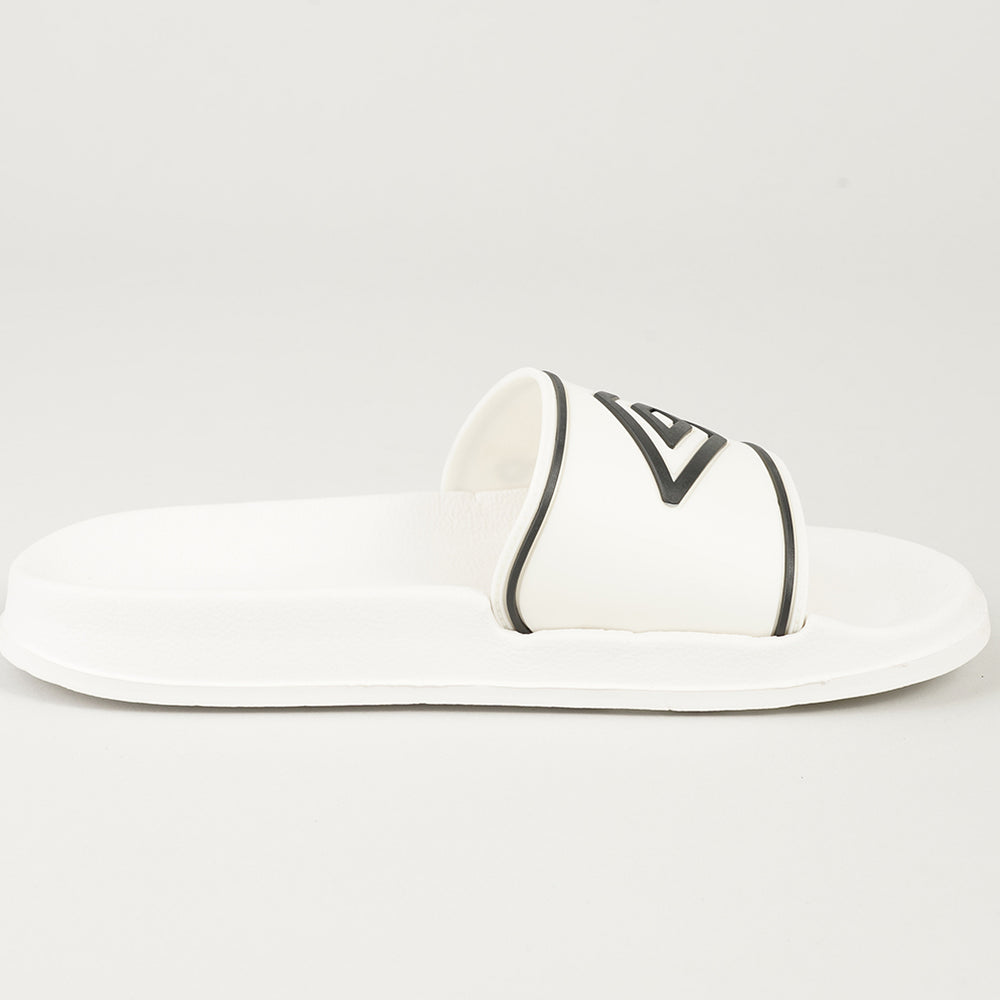 
                  
                    UMBRO SLIPPERS
                  
                