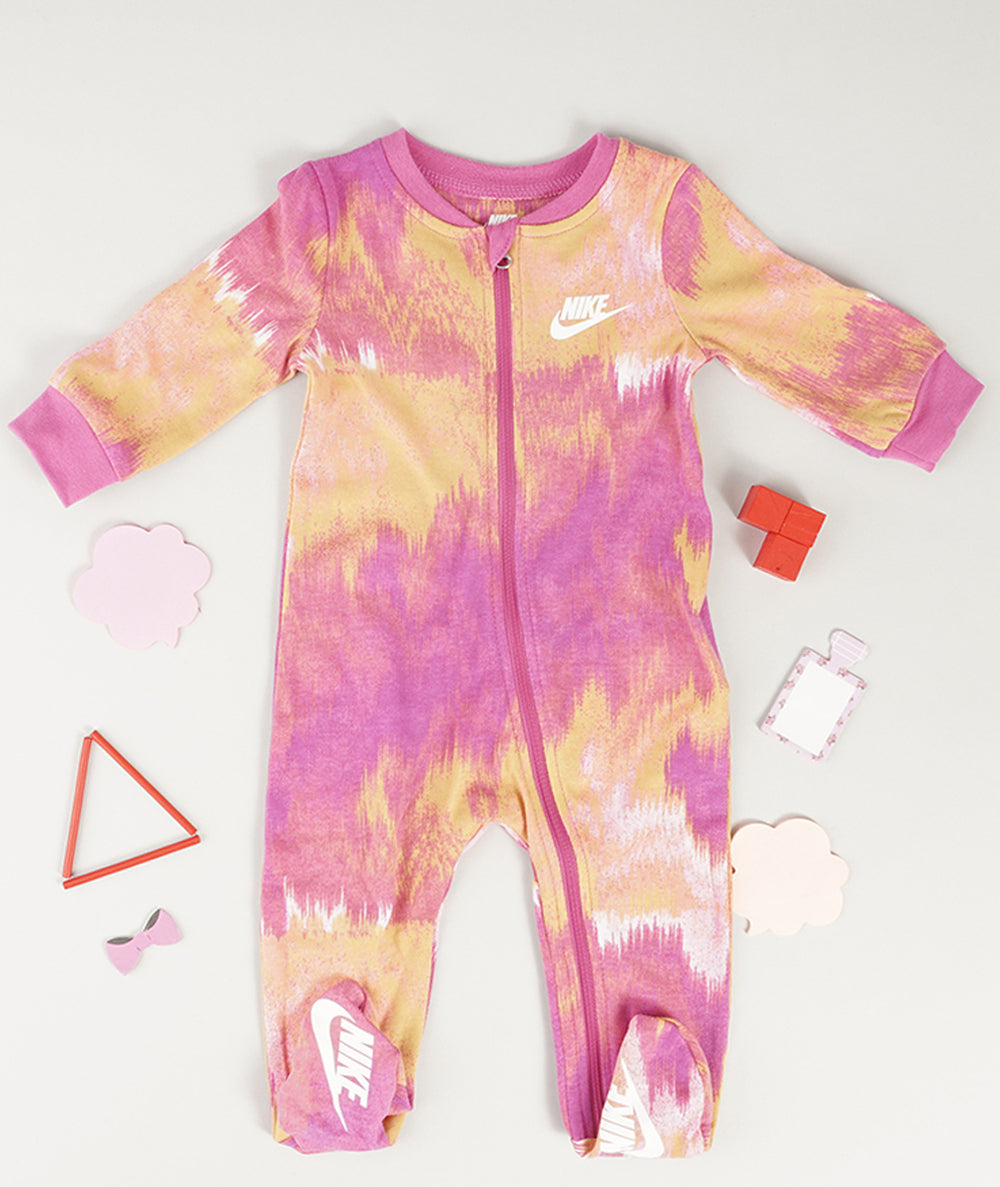 NIKE SWOOSH ESSENTIALS