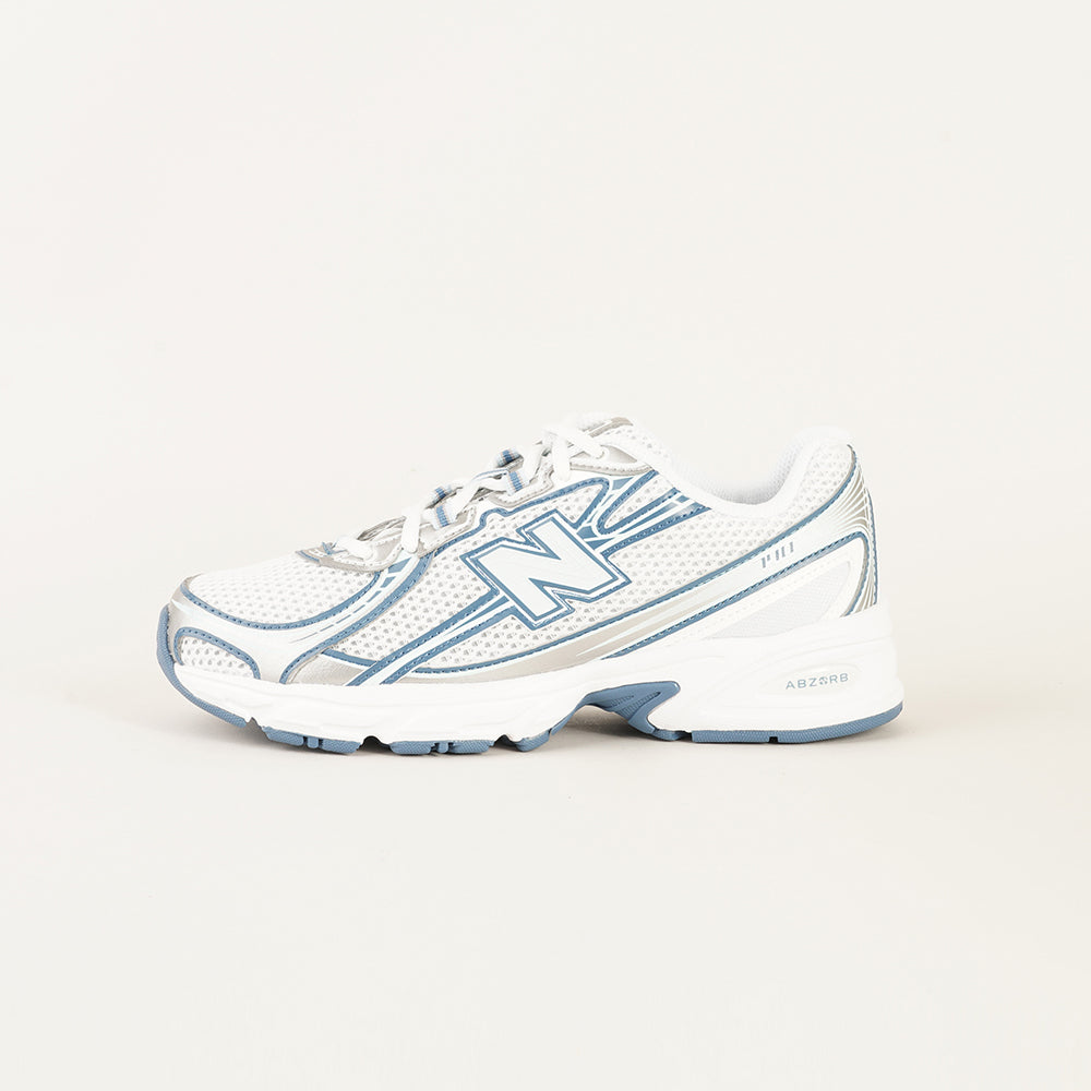 
                  
                    NEW BALANCE 740
                  
                