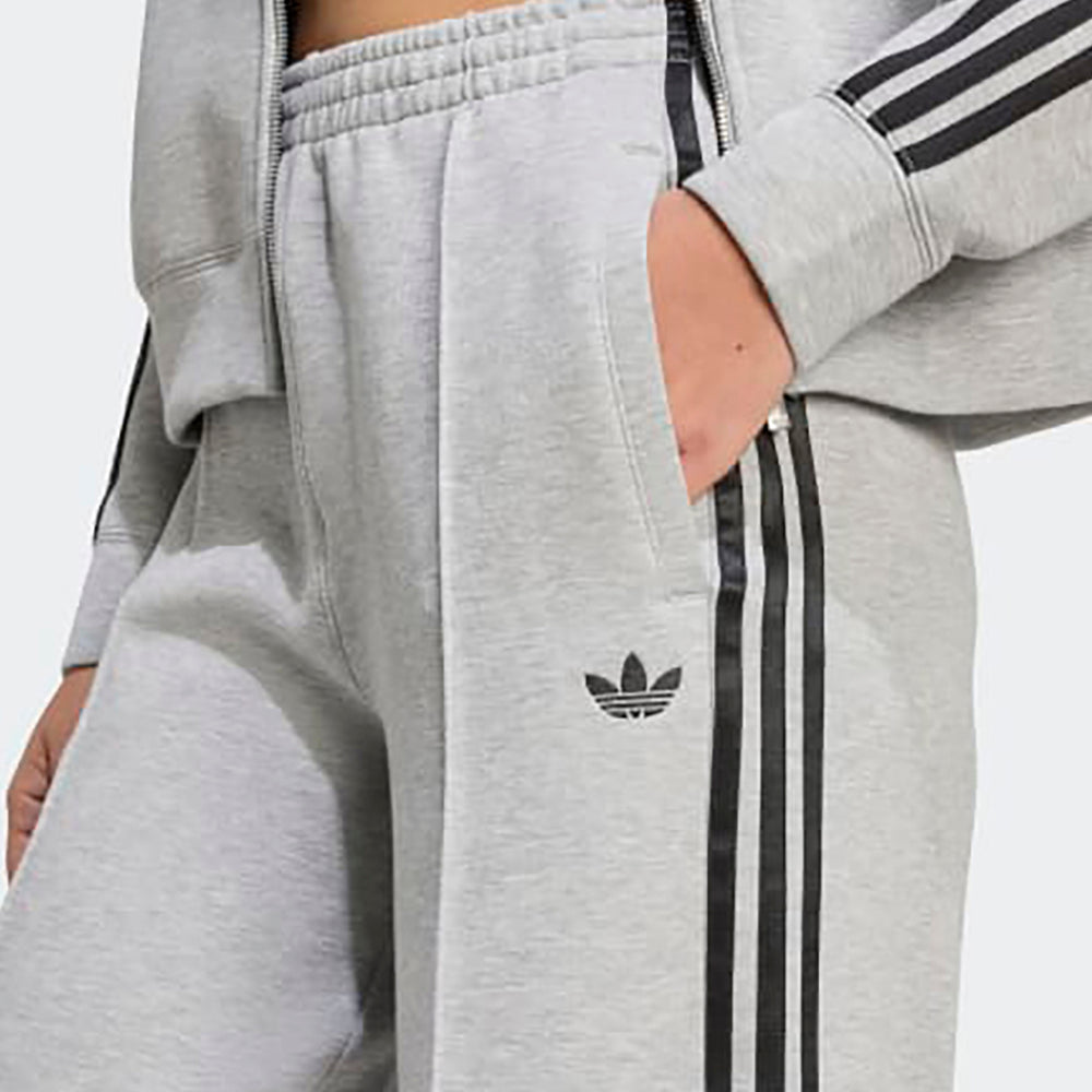 
                  
                    ADIDAS ADICOLOR SPACER 3-STRIPES
                  
                