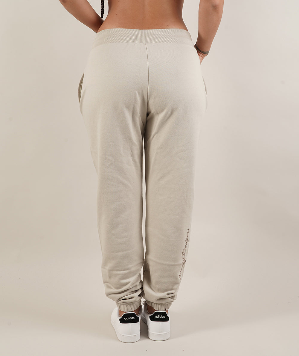 
                  
                    NEW ERA JOGGERS LA
                  
                