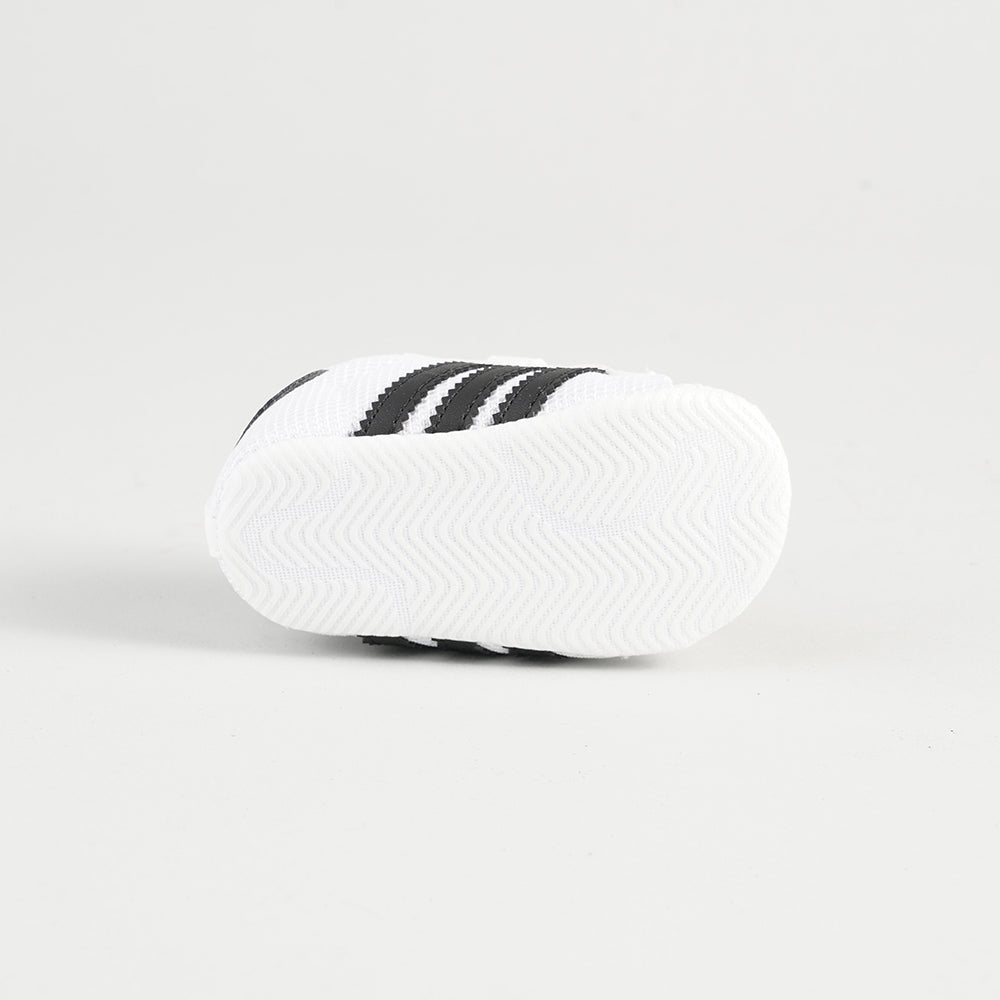 
                  
                    ADIDAS CRIB
                  
                