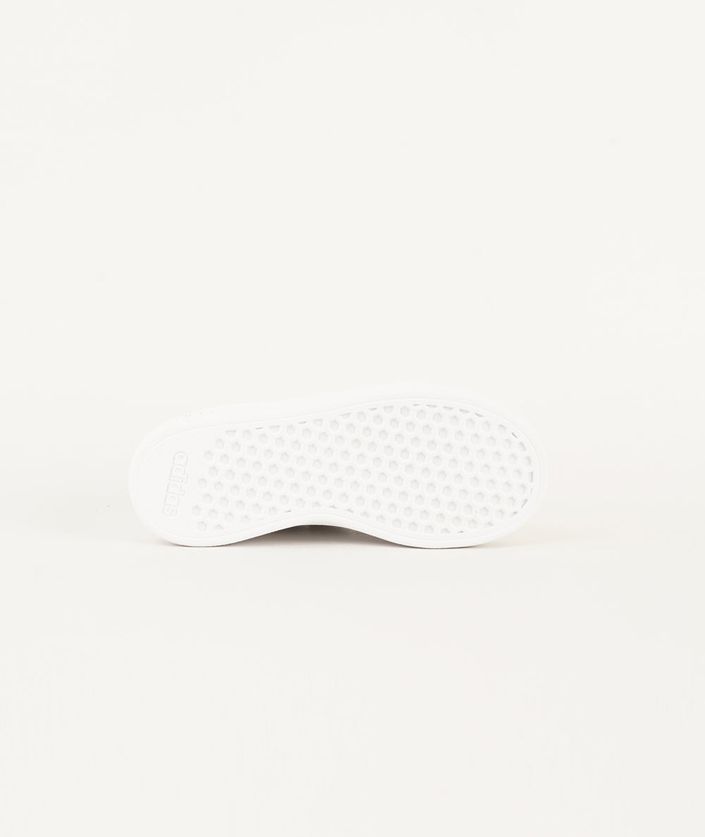 
                  
                    ADIDAS ADVANTAGE BASE
                  
                