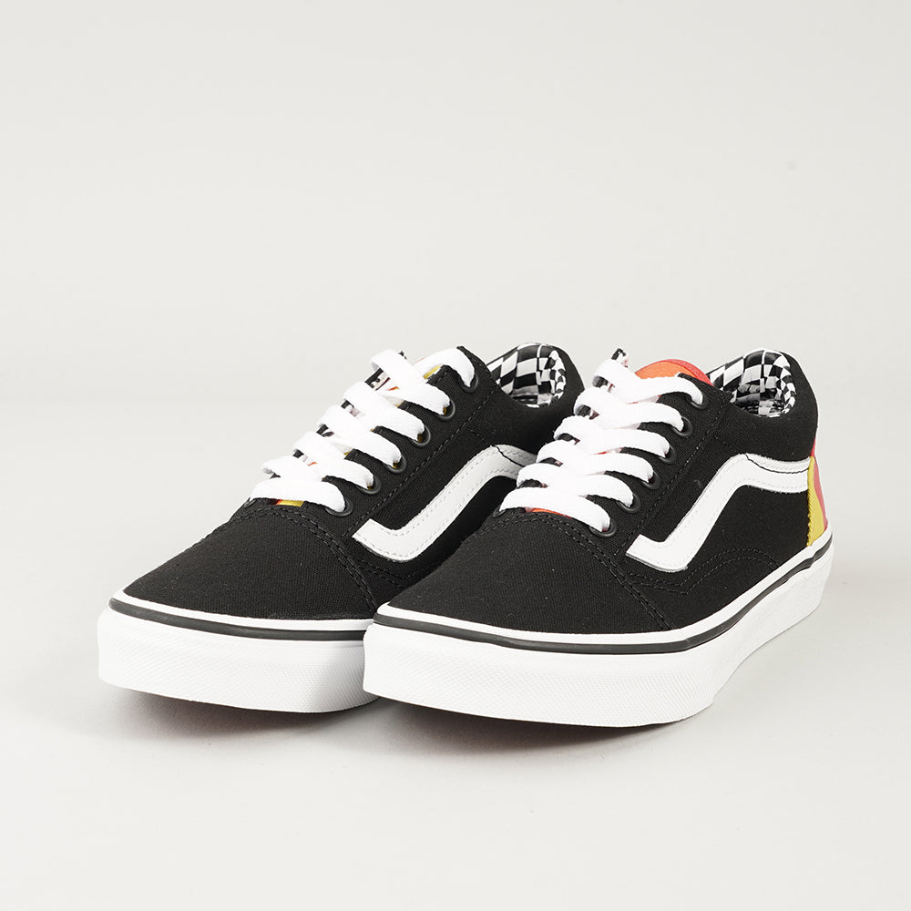 
                  
                    VANS OLD SKOOL
                  
                