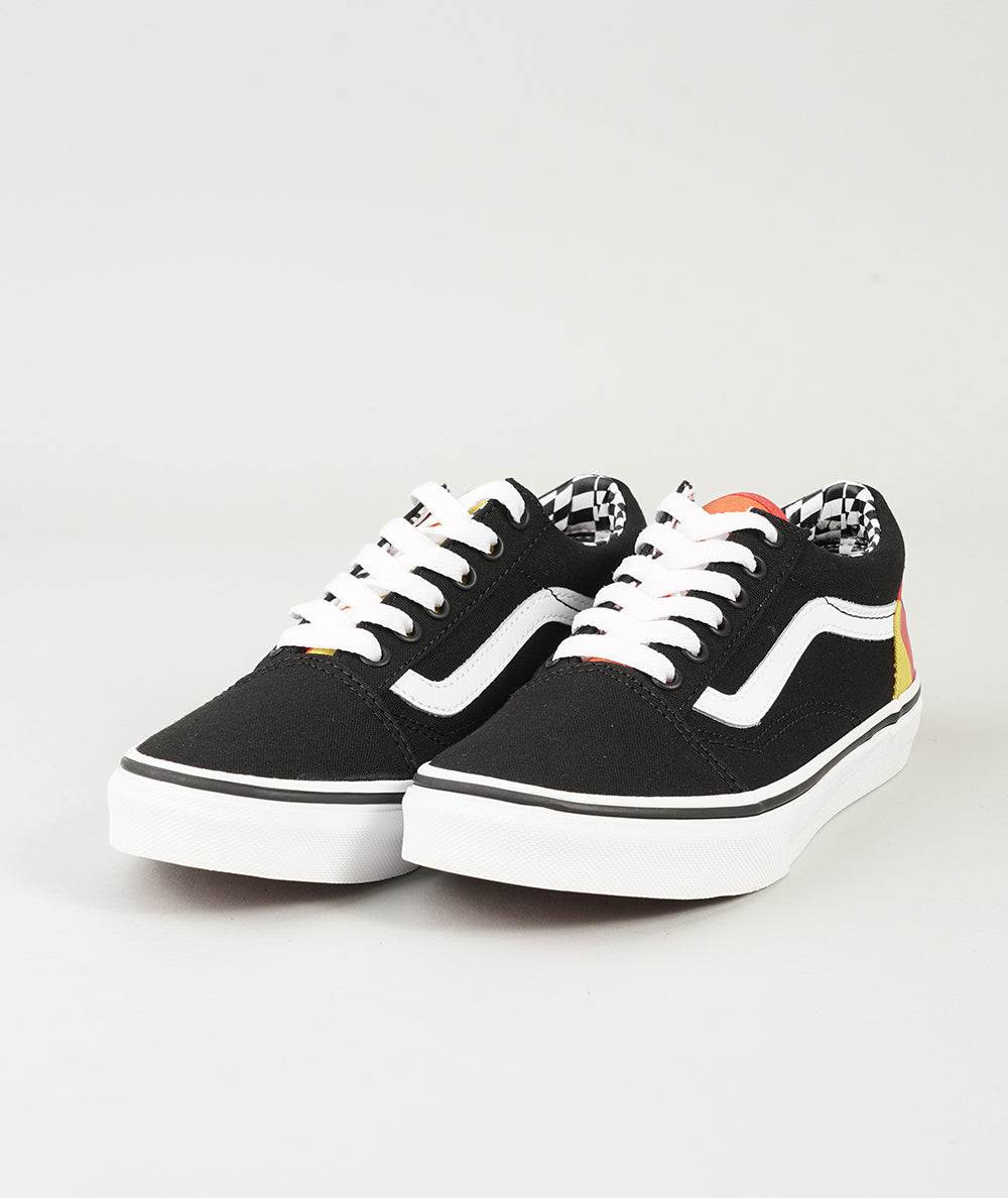 
                  
                    VANS OLD SKOOL
                  
                