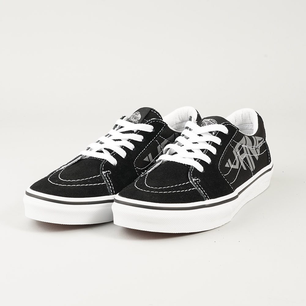 
                  
                    VANS SK8-LOW
                  
                