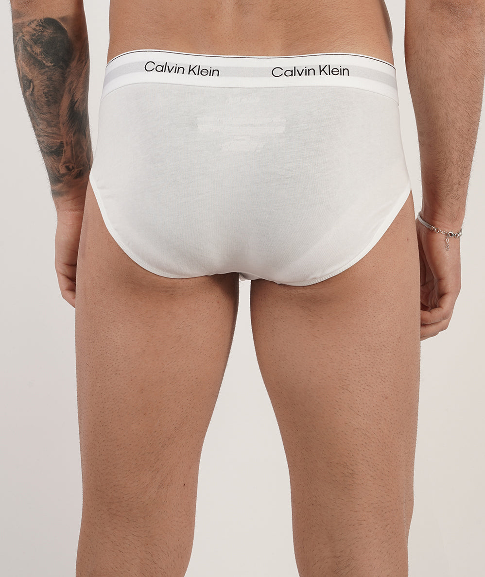 
                  
                    CALVIN KLEIN HIP BRIEF 3PK
                  
                
