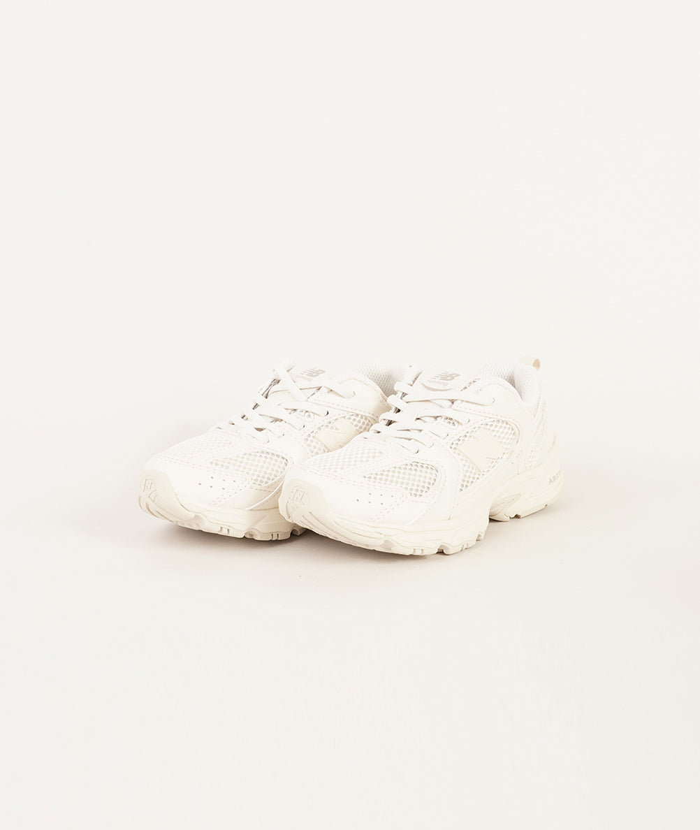 
                  
                    NEW BALANCE NEW BALANCE 530
                  
                
