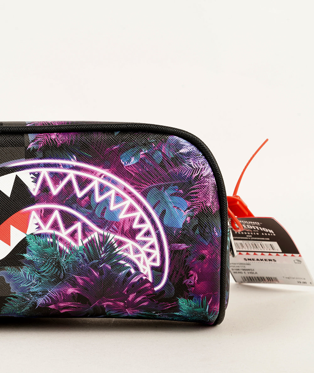 
                  
                    SPRAYGROUND POCHETTE
                  
                