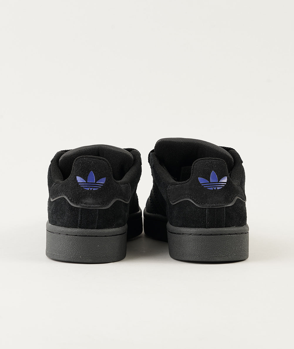 
                  
                    ADIDAS CAMPUS 00s
                  
                