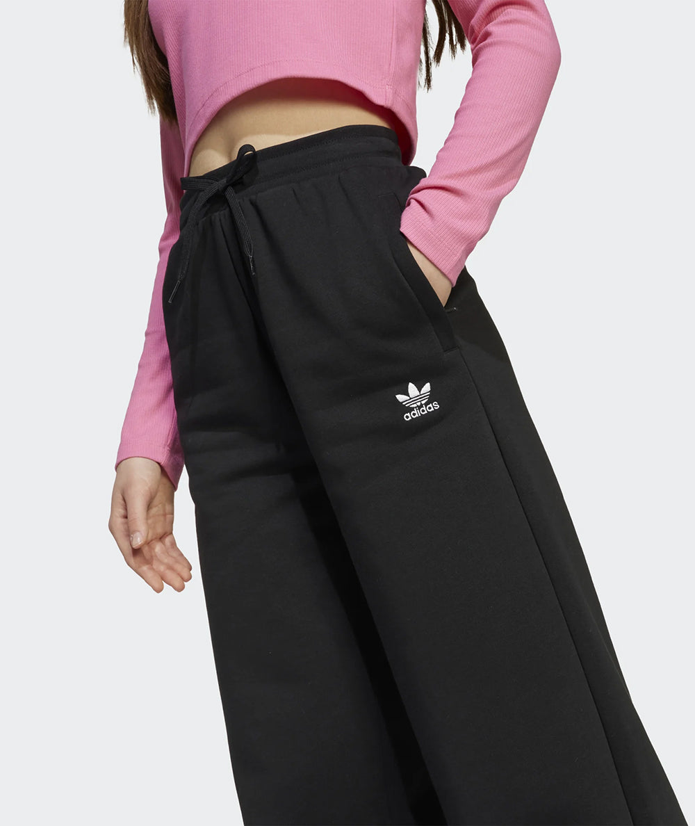 
                  
                    ADIDAS WIDE LEG PANTS
                  
                
