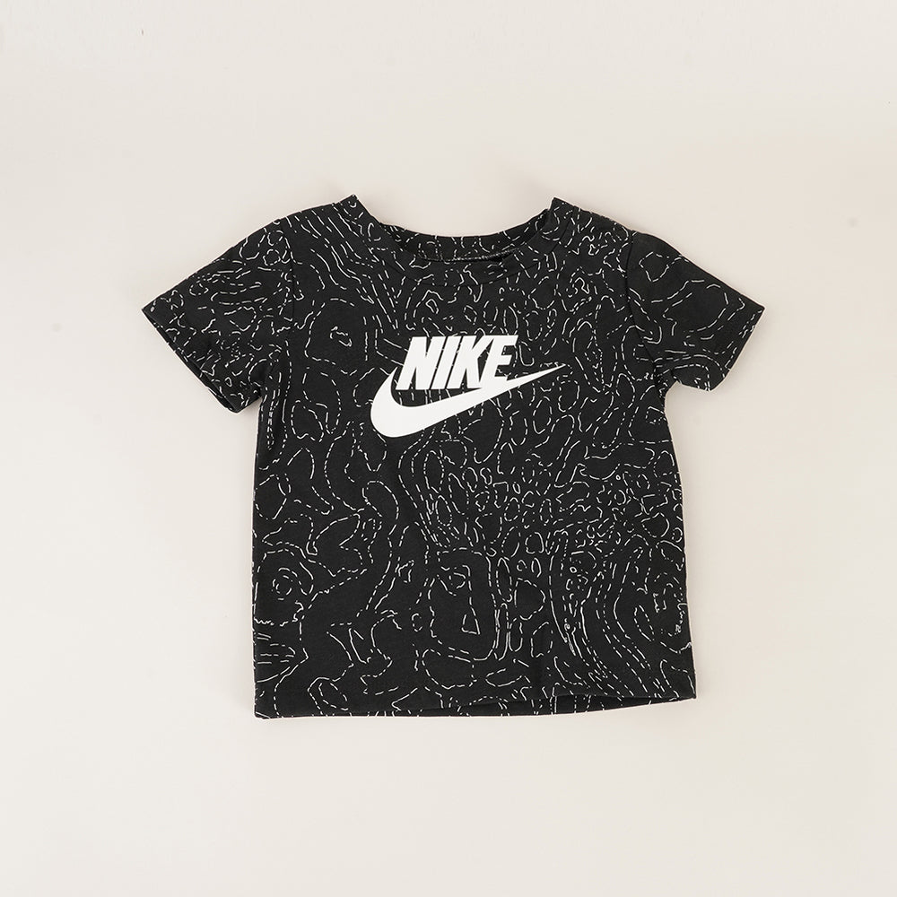 
                  
                    NIKE BLACK
                  
                