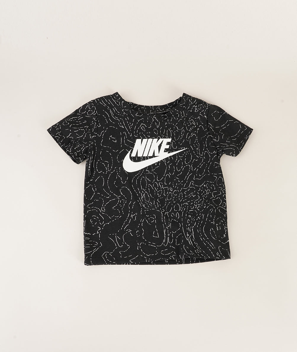 
                  
                    NIKE BLACK
                  
                