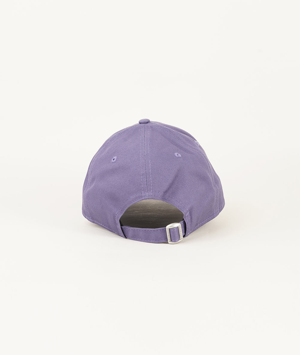 
                  
                    NEW ERA ACCESSORI
                  
                
