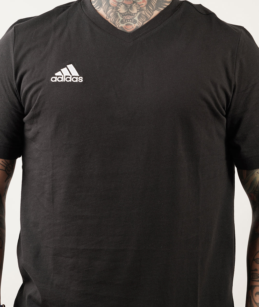 
                  
                    ADIDAS ENTRADA
                  
                