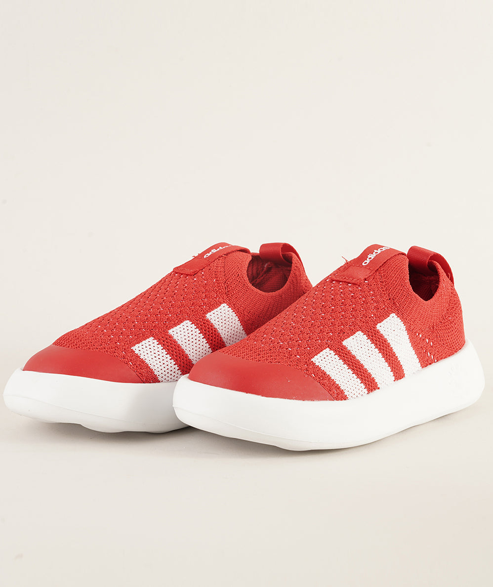 
                  
                    ADIDAS BUBBLECOMFY
                  
                