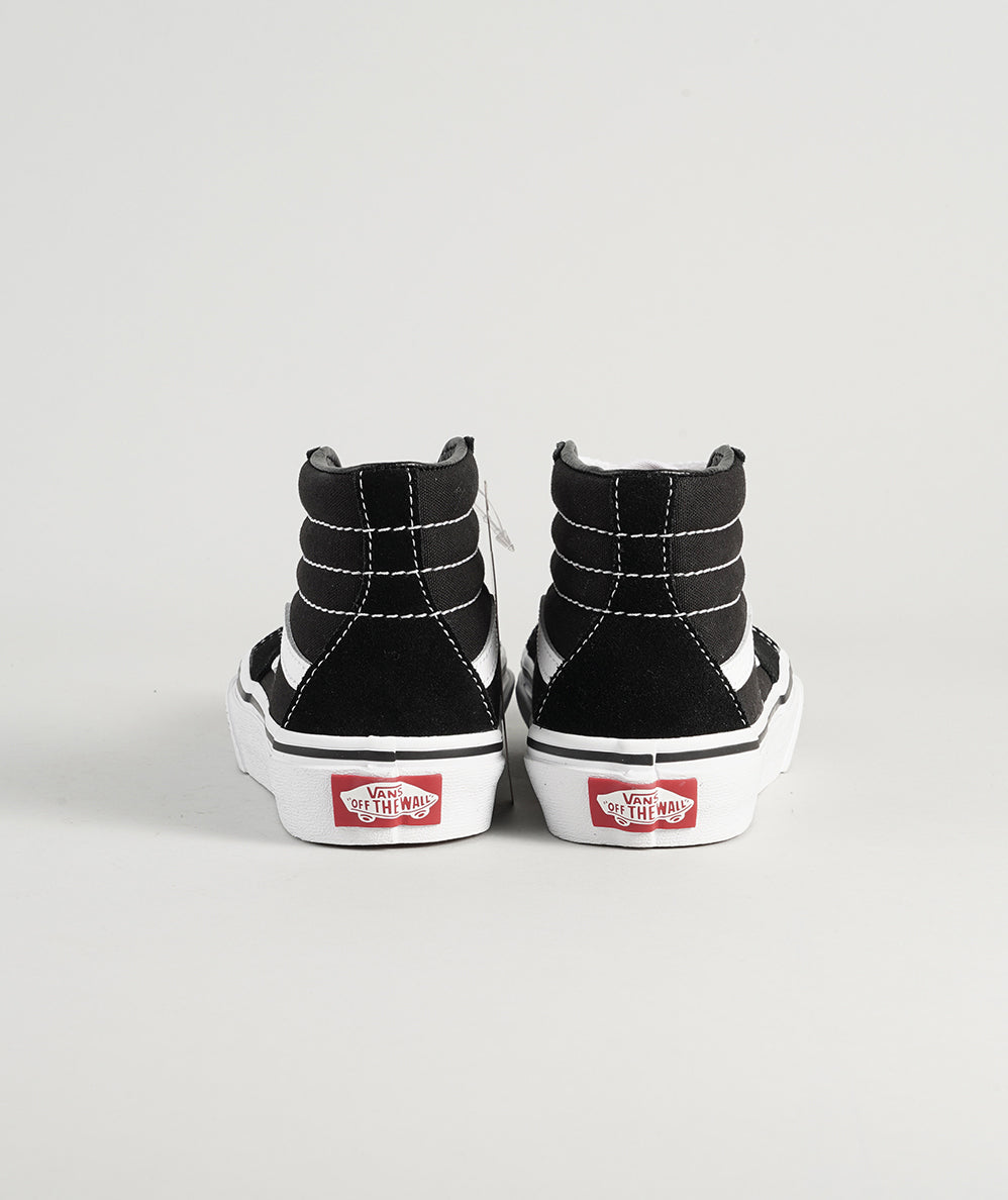 
                  
                    VANS SK8-HI KIDS
                  
                