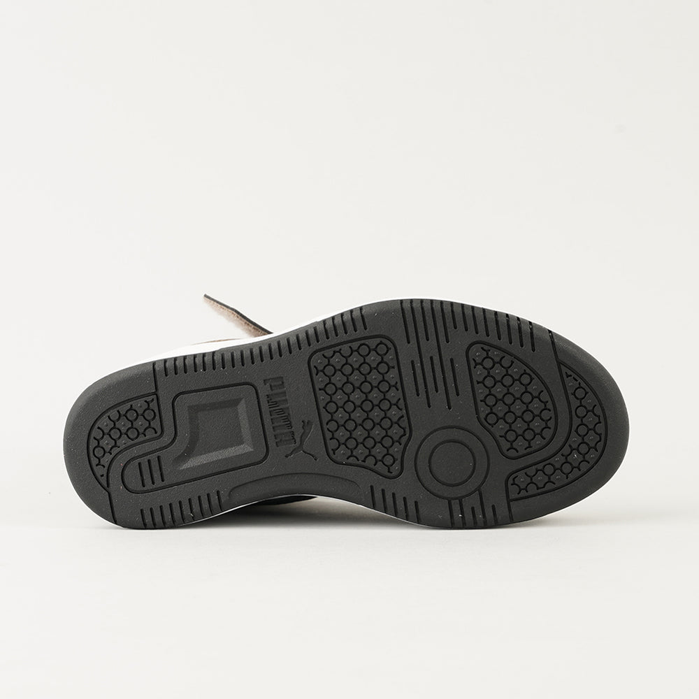 
                  
                    PUMA REBOUND V6
                  
                
