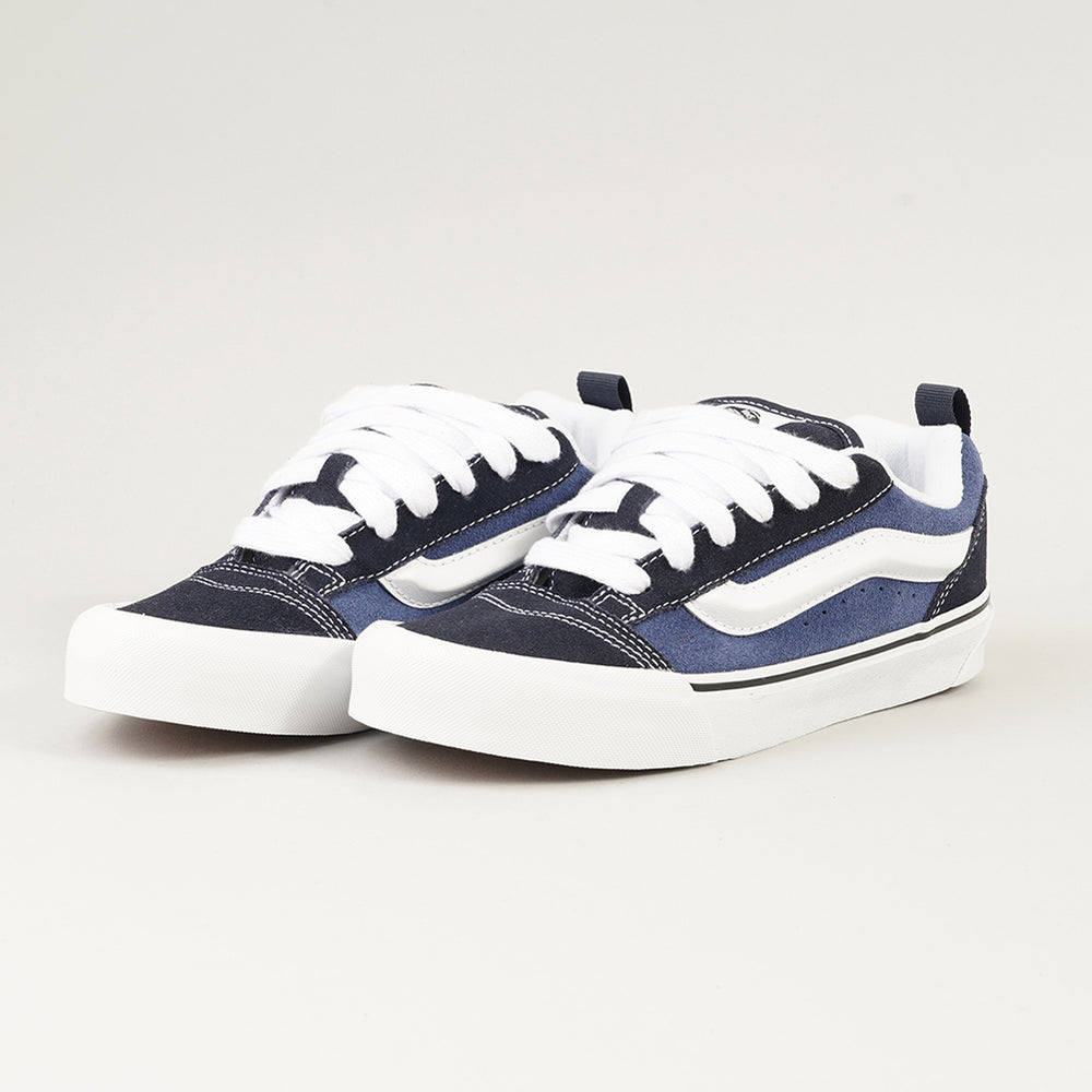 
                  
                    VANS KNU SKOOL
                  
                