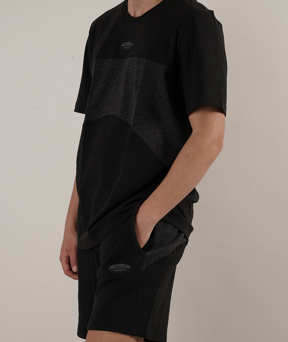 
                  
                    ADIDAS COMPLETO ESSENT TEE
                  
                