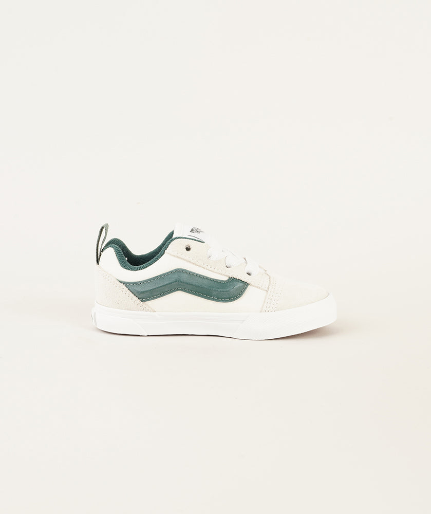 
                  
                    VANS KNU SKOOL ELASTIC LACE
                  
                