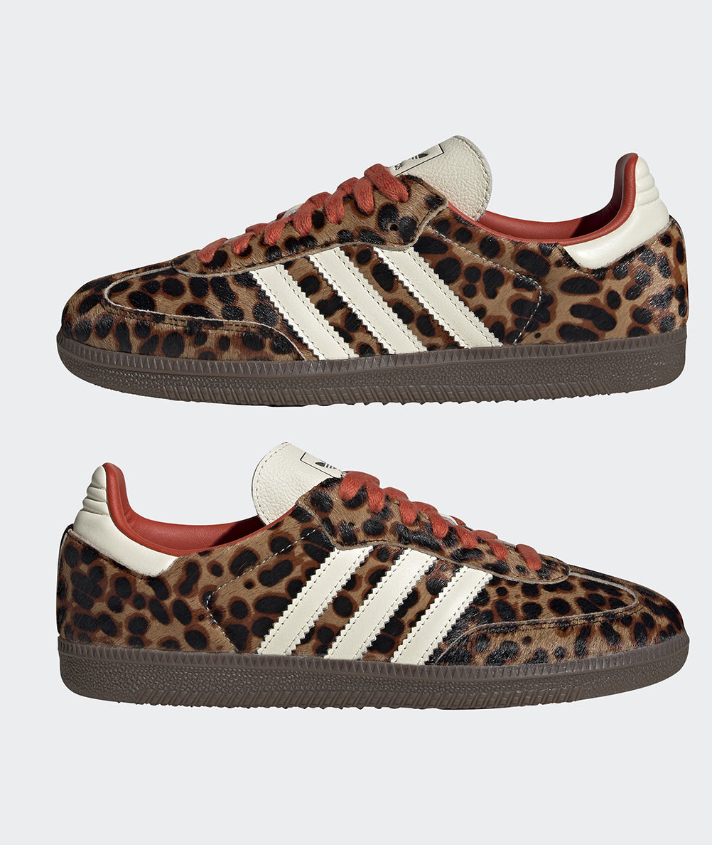 
                  
                    ADIDAS SAMBA
                  
                