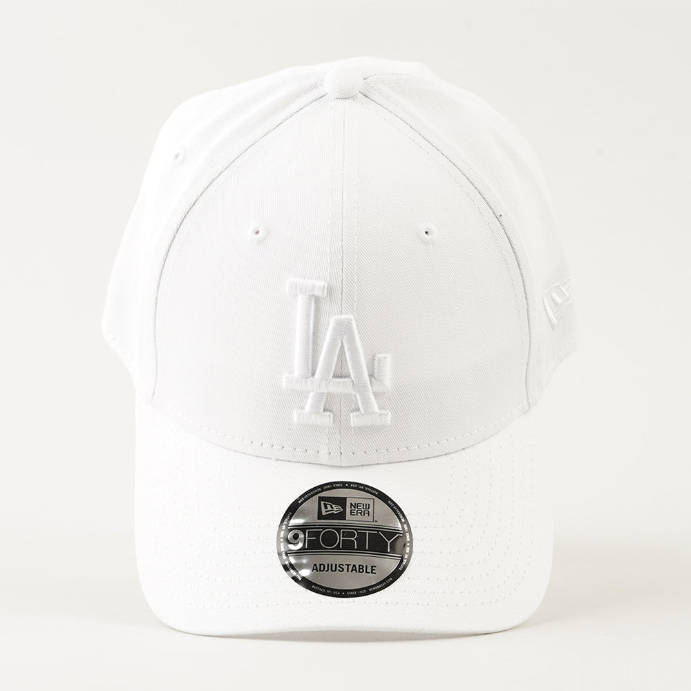 
                  
                    NEW ERA BERRETTO
                  
                