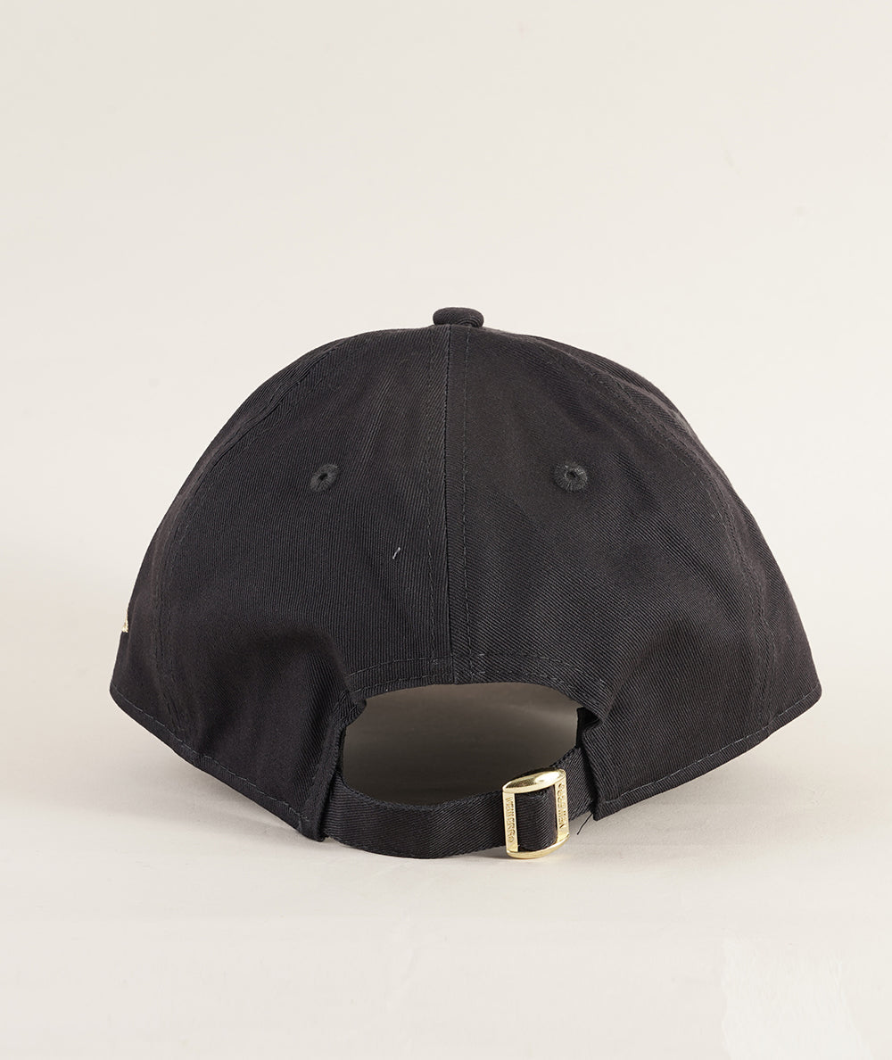 
                  
                    NEW ERA BERRETTO
                  
                
